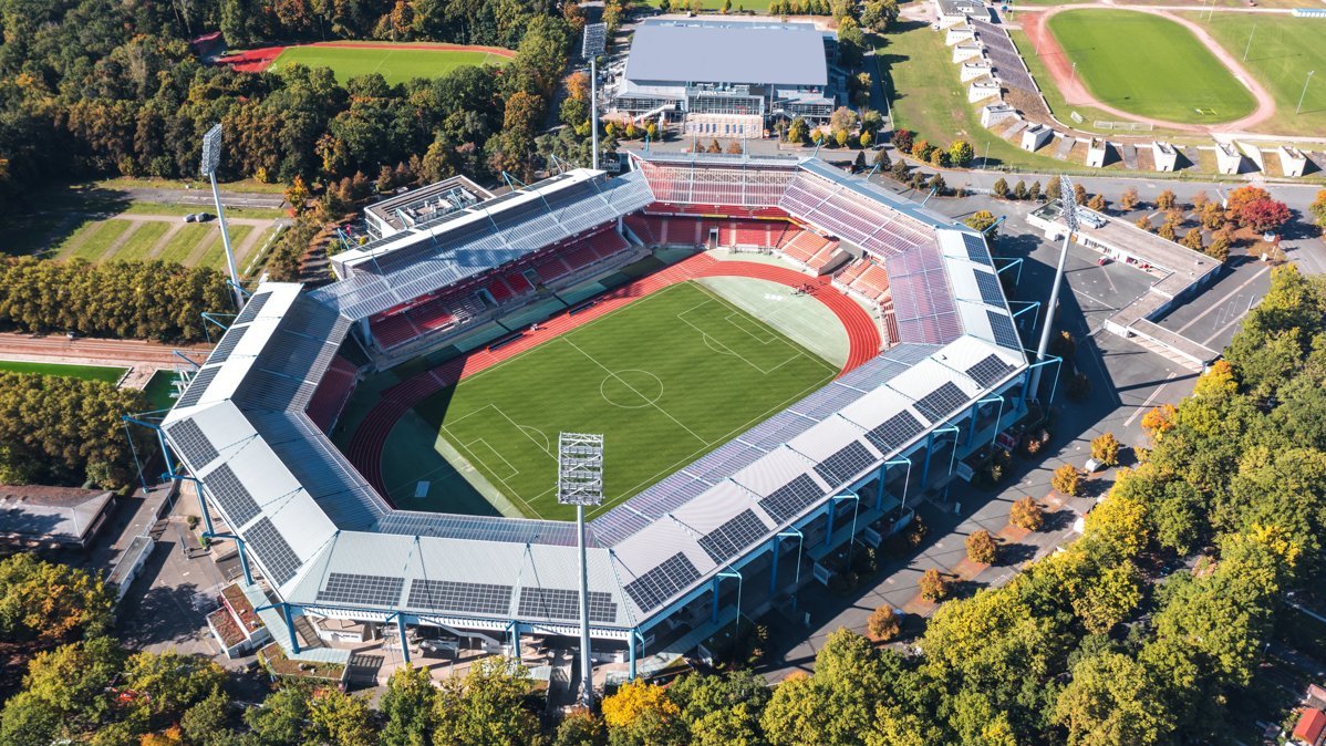 Luftaufnahme des Max-Morlock-Stadions in Nürnberg